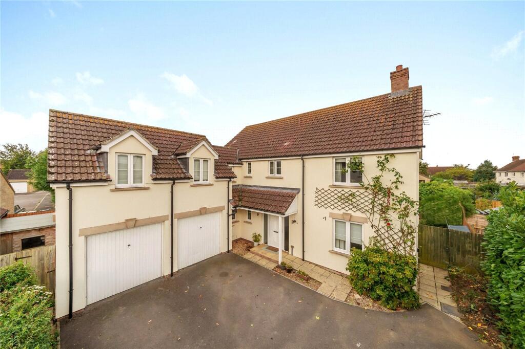Main image of property: Threadneedle Close, Kingsbury Episcopi, Martock, Somerset, TA12