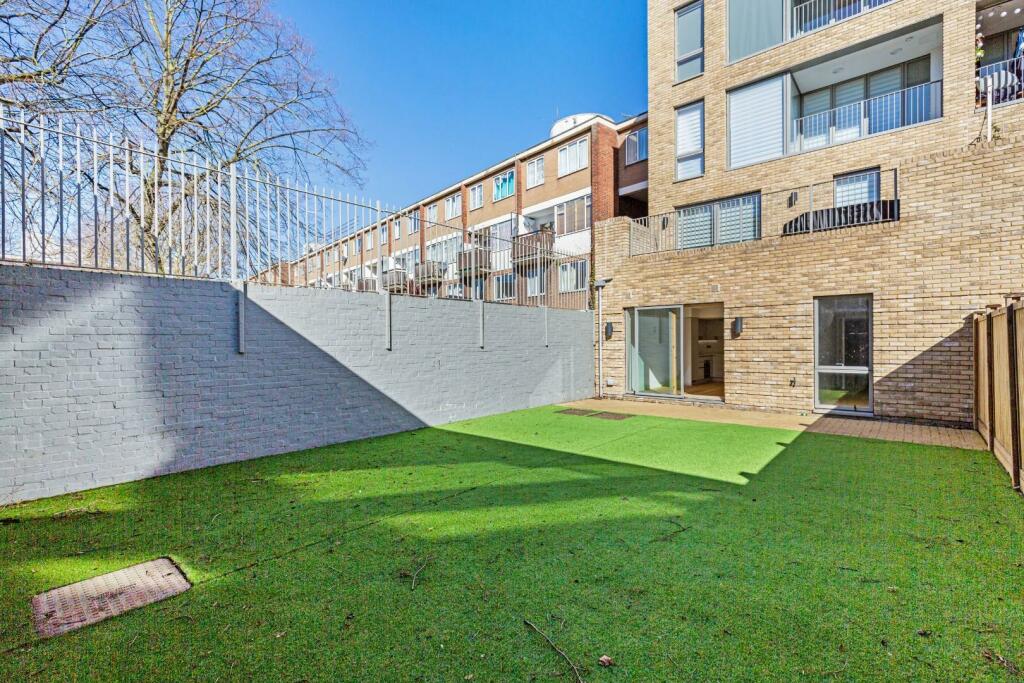 Main image of property: Stepney Way, London, E1