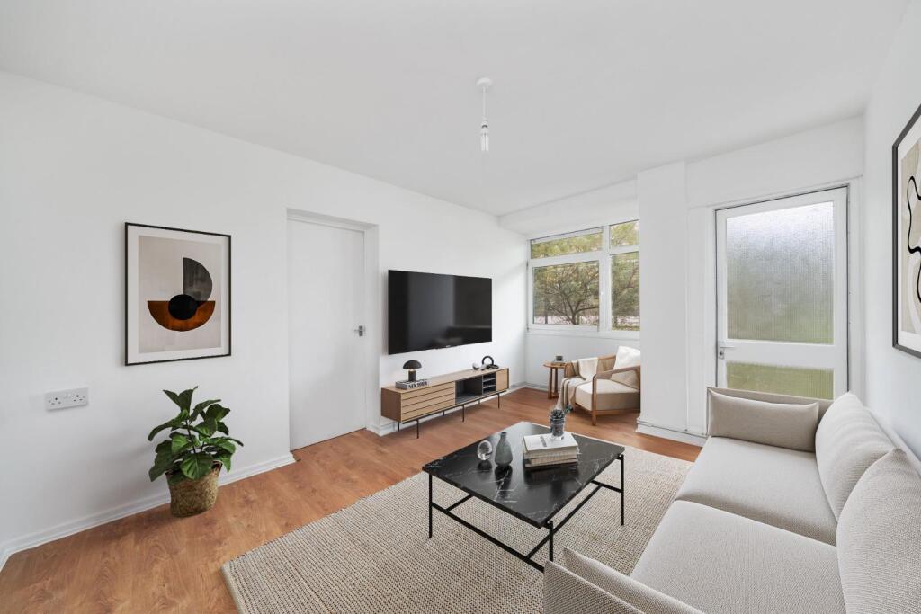 Main image of property: Georgina Gardens, Shoreditch, E2