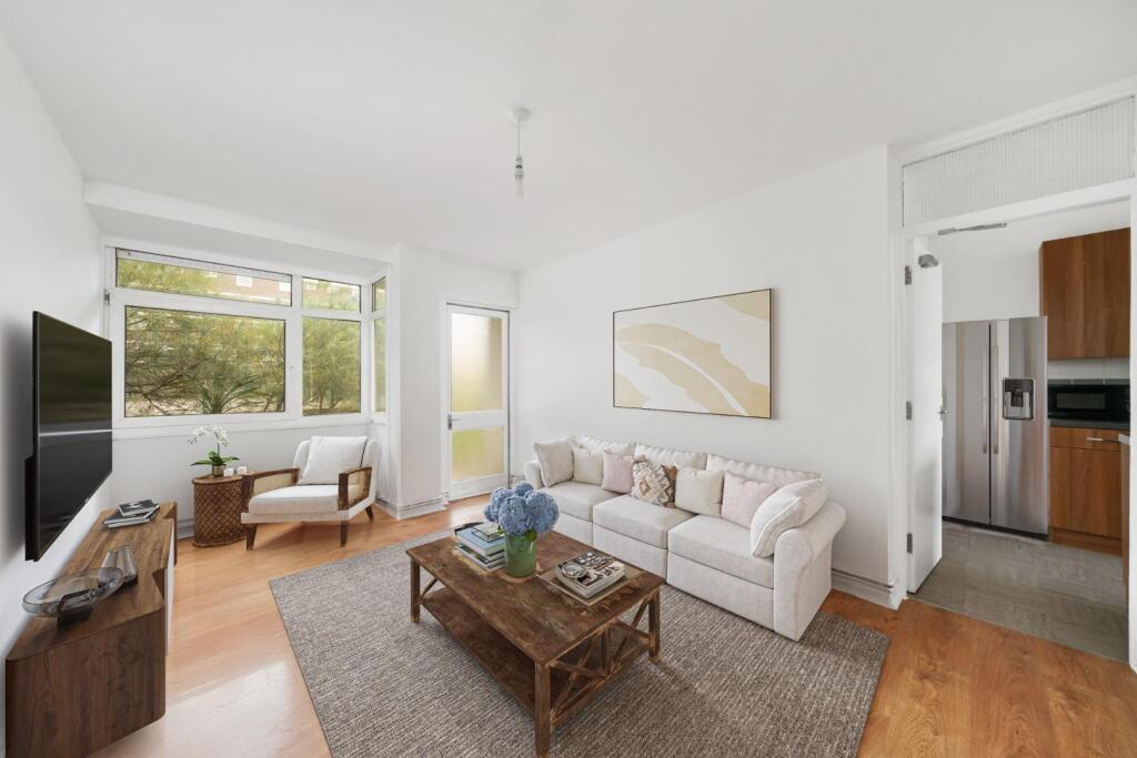 Main image of property: Columbia Road, Shoreditch, E2
