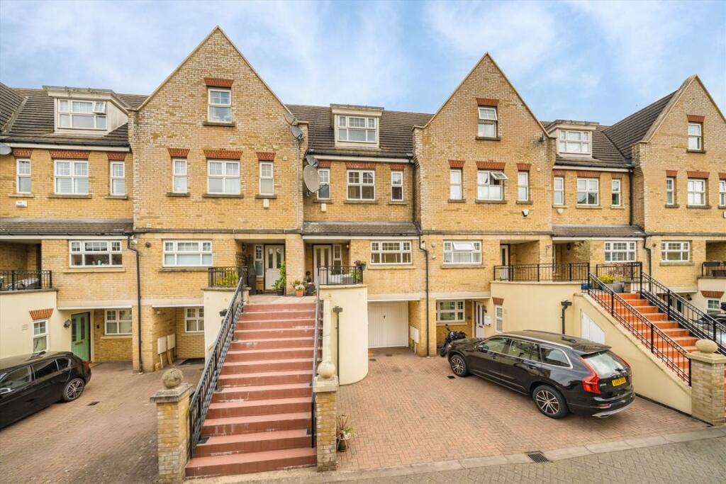 Main image of property: Osier Crescent, London