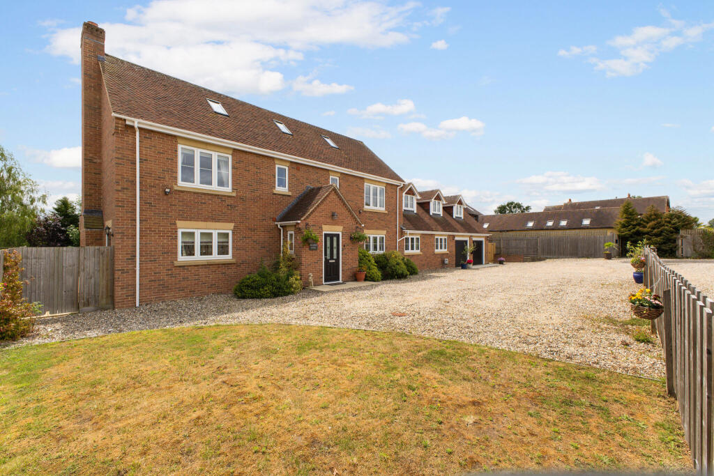 Main image of property: Baughurst Road, Tadley, RG26