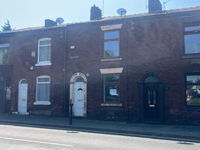 Main image of property: 425 Hollins Road, Oldham, Greater Manchester OL8 3TL