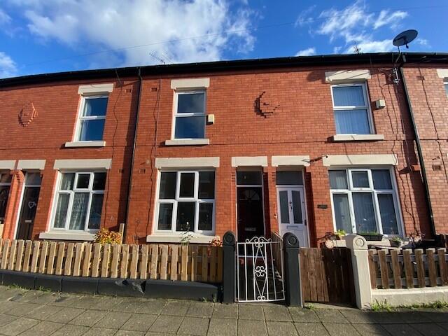 Main image of property: 10 Poplar Grove, Urmston, Manchester, Greater Manchester M41 9BL