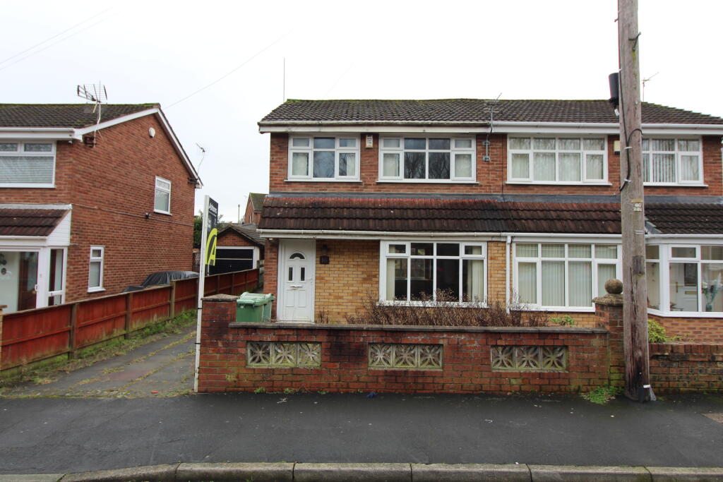 Main image of property: 16 Renfrew Avenue, St. Helens, Merseyside WA11 9RL