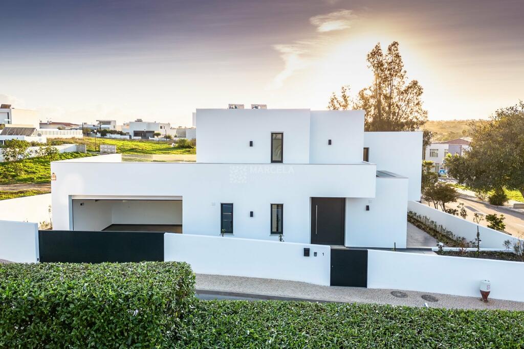 4 bed new development for sale in Algarve, Lagos