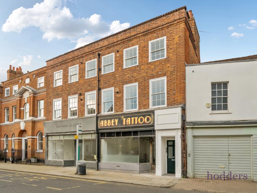 Main image of property: Chertsey, Surrey, KT16