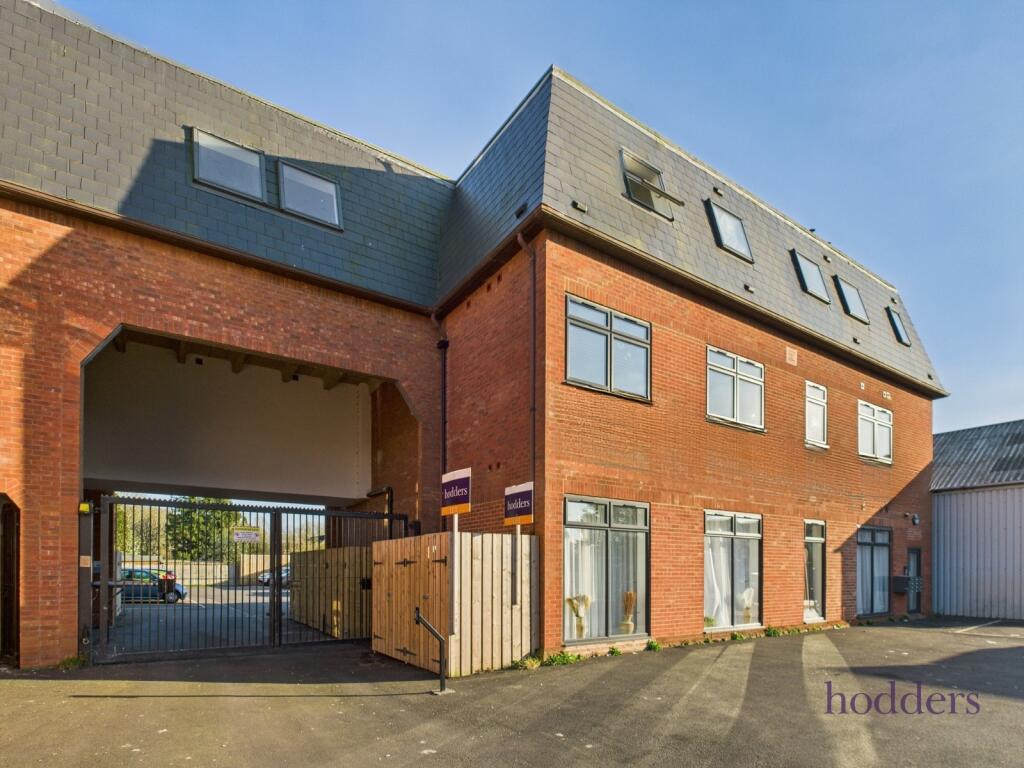 Main image of property: KT15