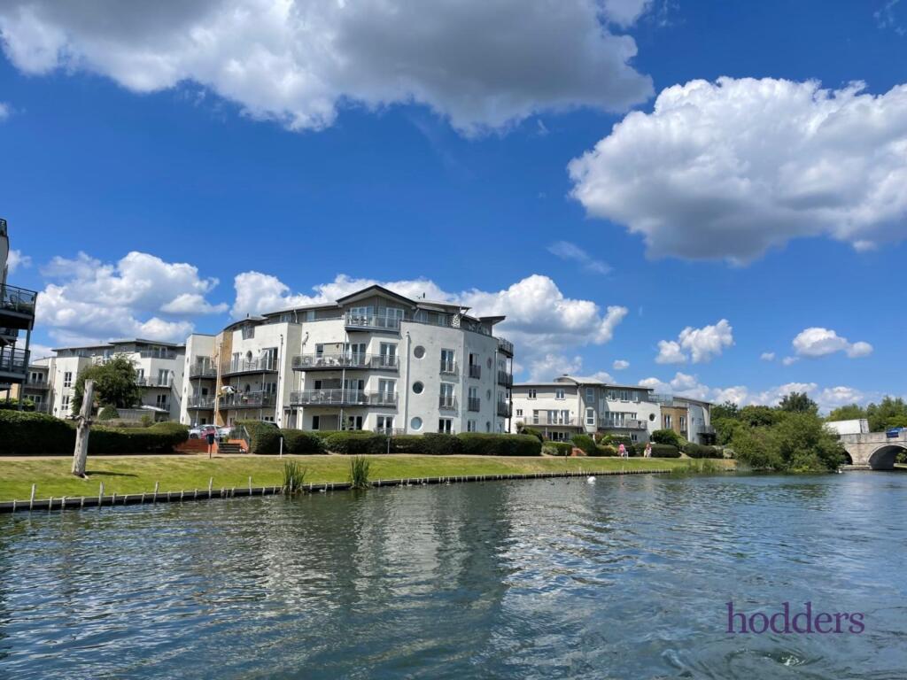 Main image of property: Chertsey, Surrey, KT16