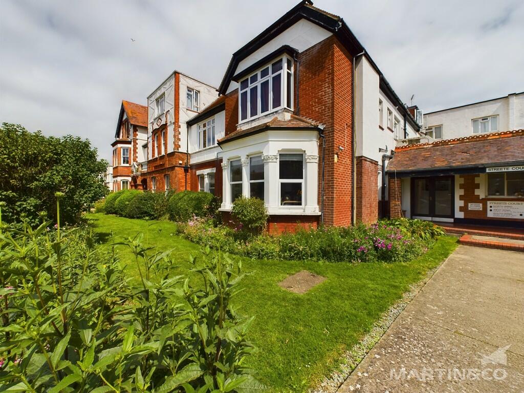Main image of property: 22 Victoria Drive