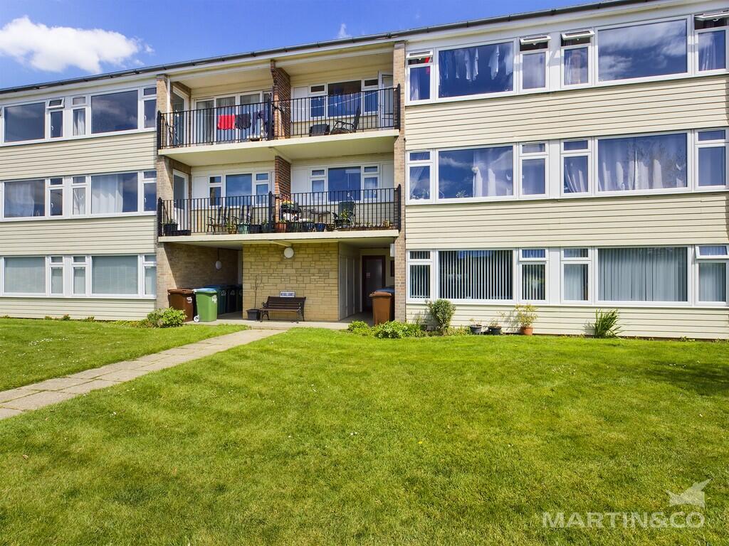 Main image of property: Wroxham Way, Felpham