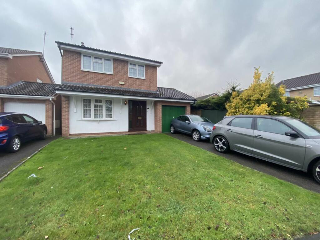 3 bedroom house for rent in Cave Drive, Downend, Bristol, BS16