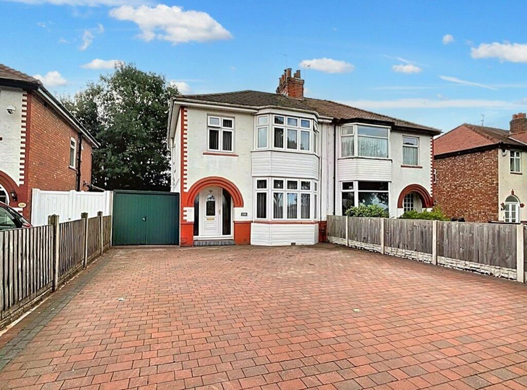 3 bedroom semidetached house for sale in Scarisbrick New Road
