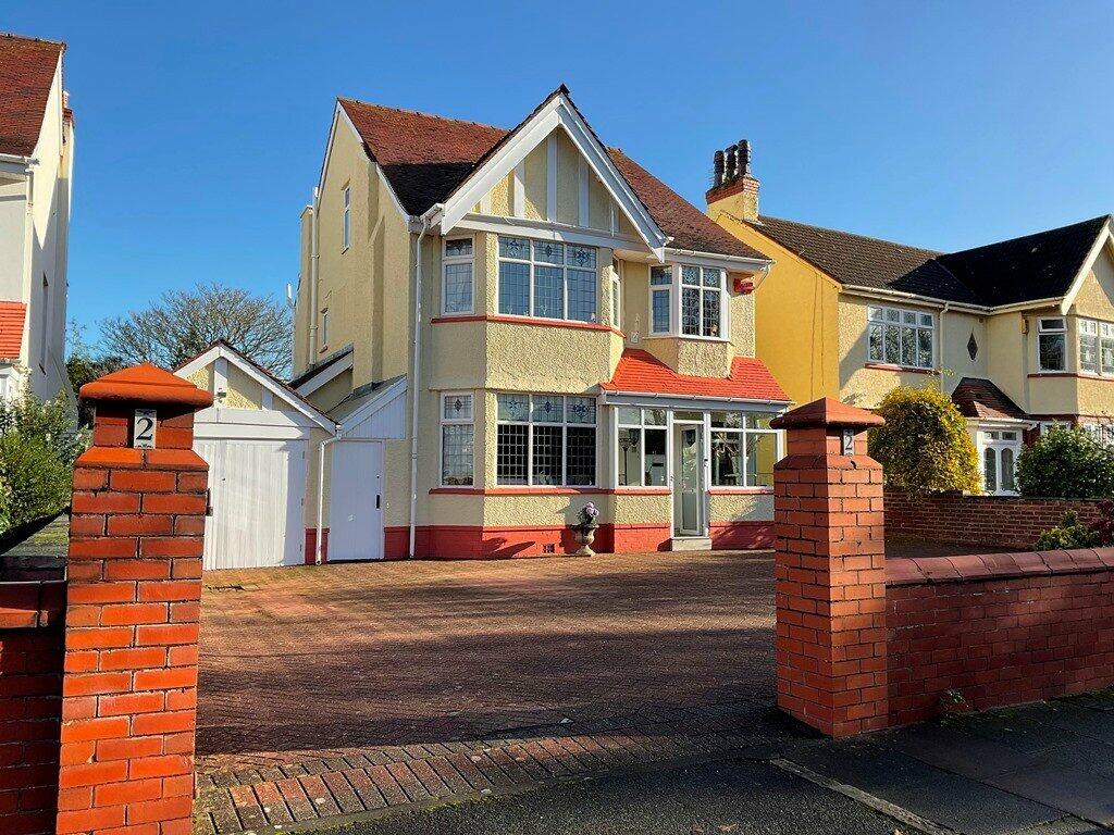 5 bedroom detached house for sale in Sandheys Drive, Southport, PR9