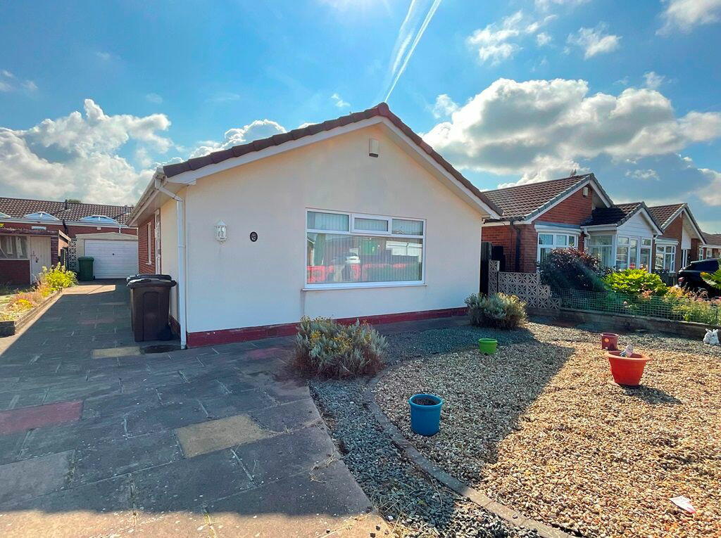 2 Bedroom Detached Bungalow For Sale In Kingston Crescent Marshside