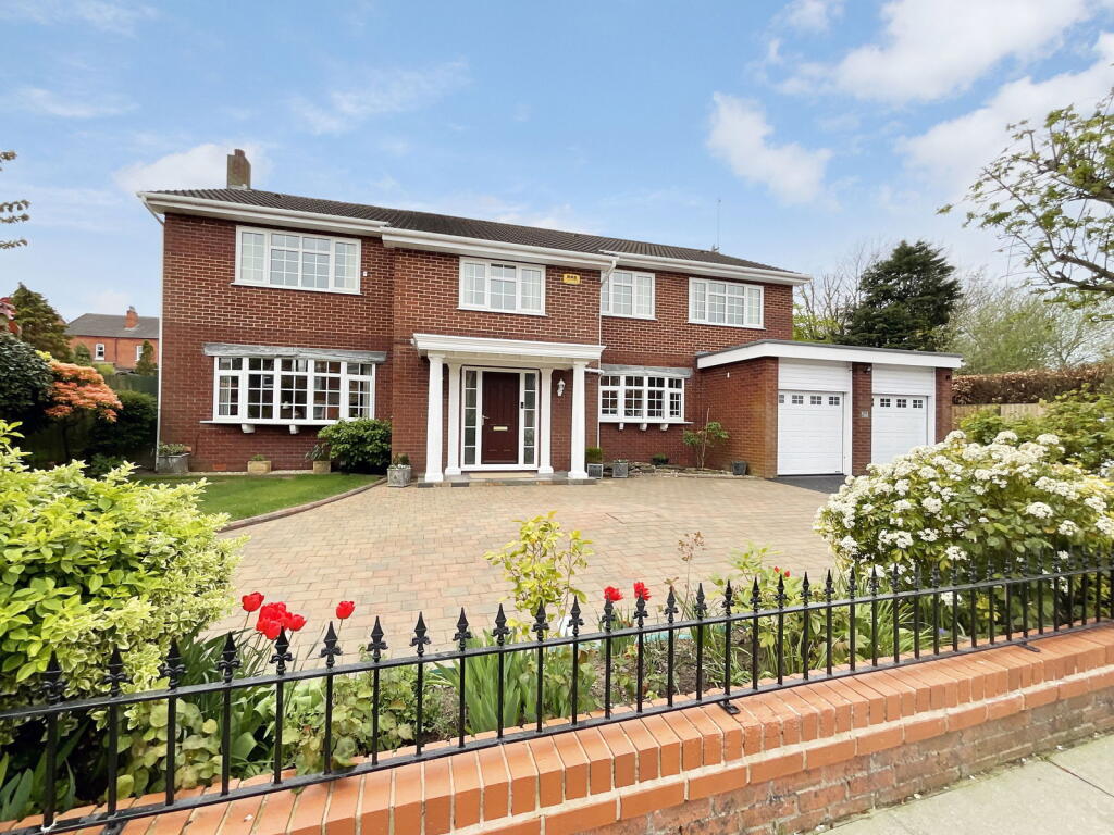 Main image of property: Regent Close, Birkdale, Southport