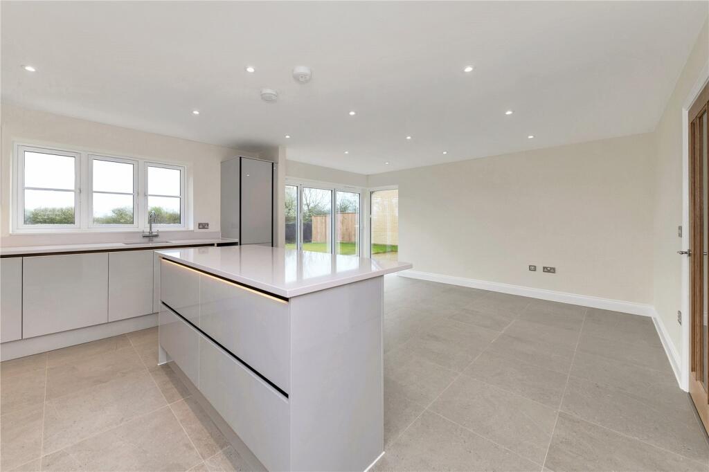 Additional property image - Cooks Corner, Over, Cambridgeshire