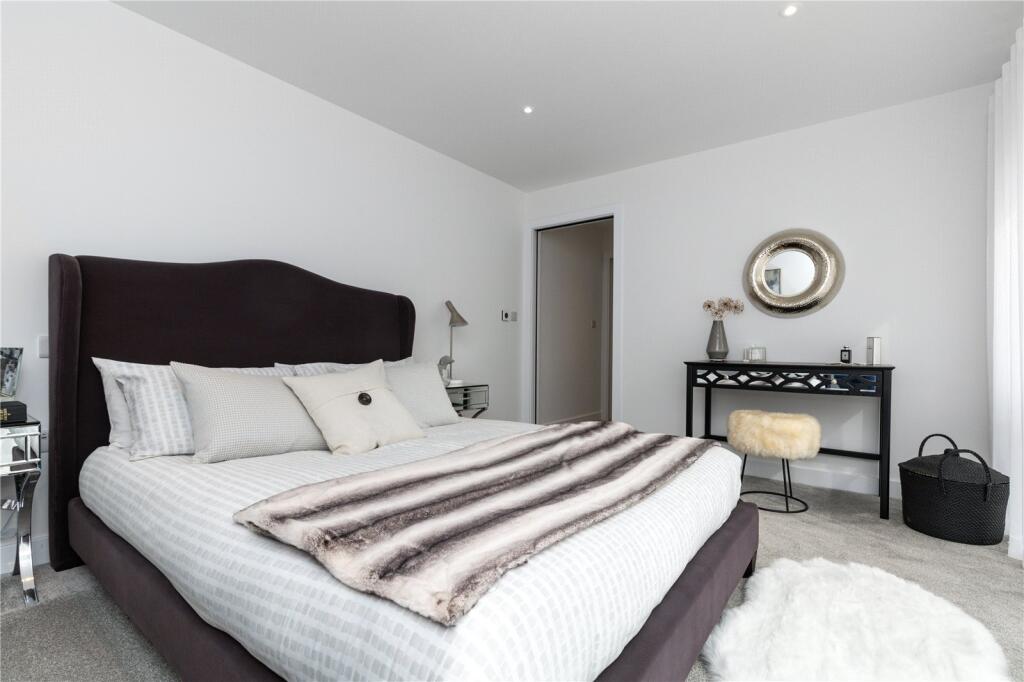 Additional property image - Queen Edith's Way, Cambridge