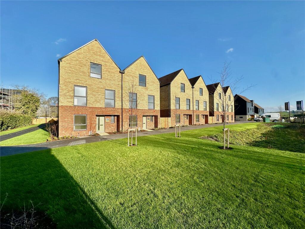 Main image of property: Kinloch Road, Netherhall Gardens, Cambridge