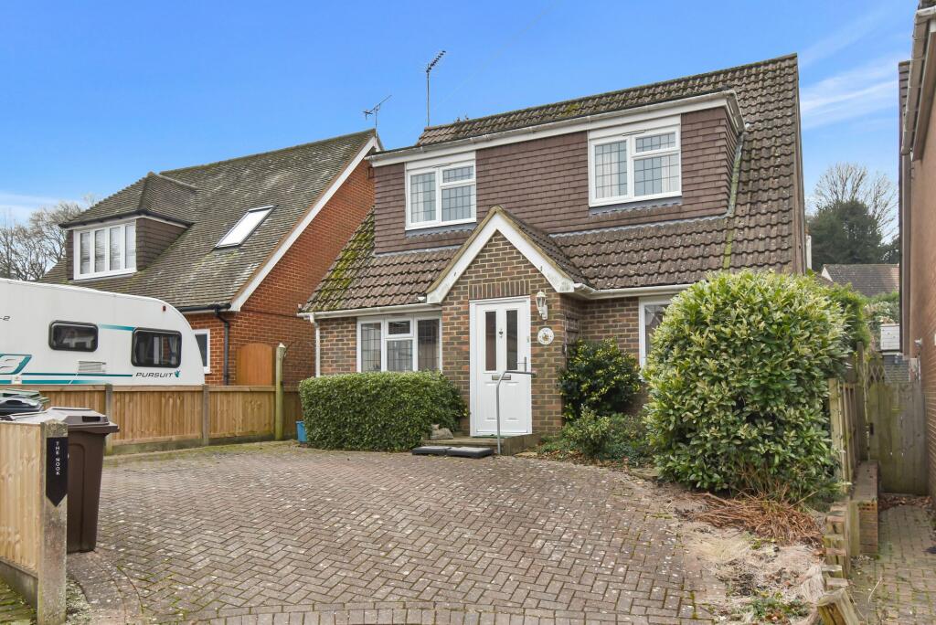 2 bedroom chalet for sale in Silver Hill Gardens, Willesborough, TN24