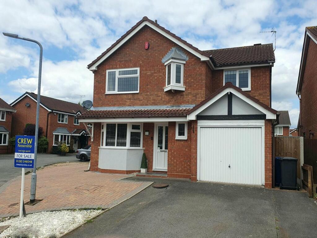 4 bedroom detached house for sale in Newman Drive, Branston, Burtonon