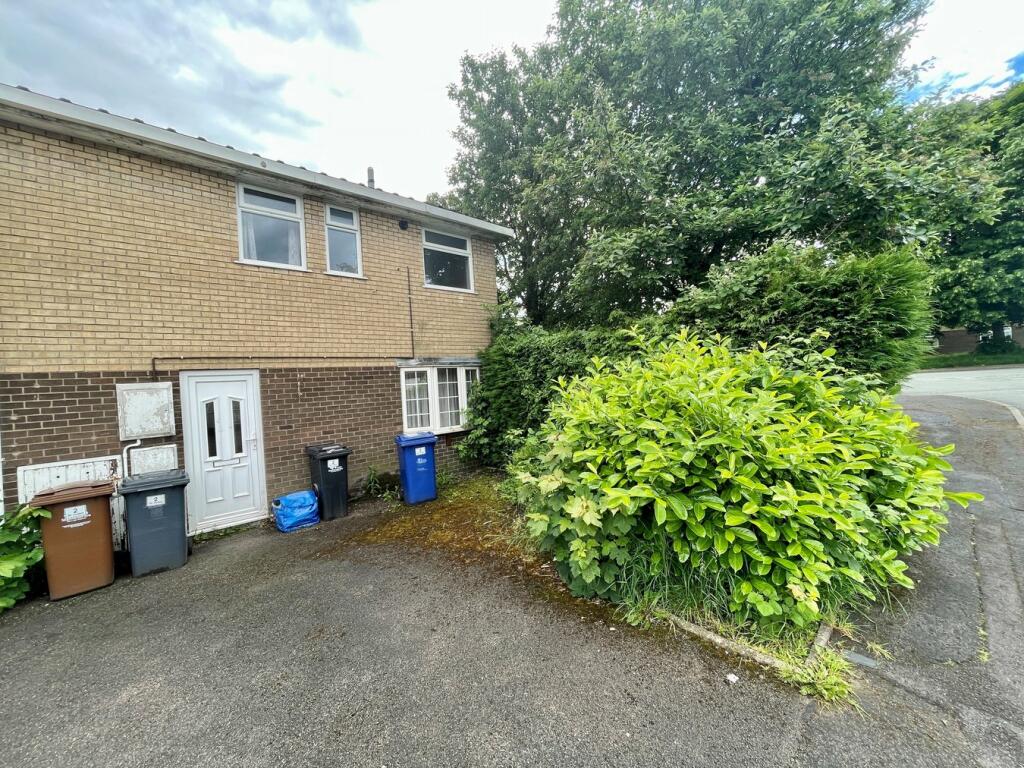 2 bedroom end of terrace house for sale in St Judes Way, Horninglow