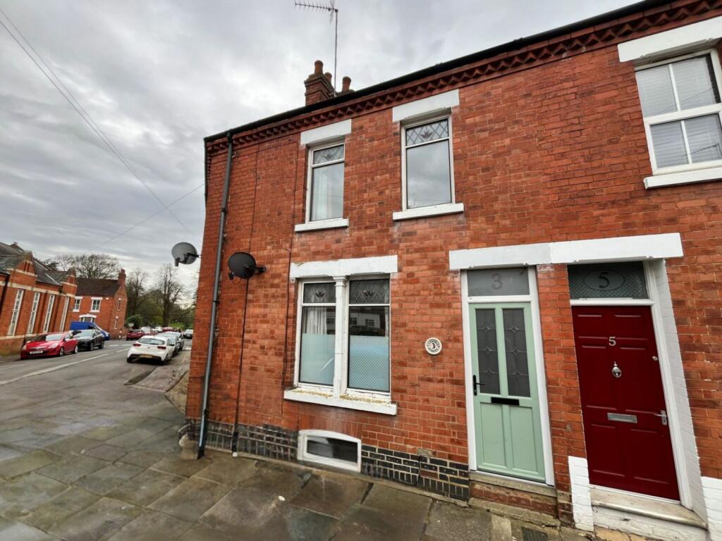 2 bedroom terraced house for sale in Lincoln Street, Kingsthorpe, Northampton NN2 6NR, NN2