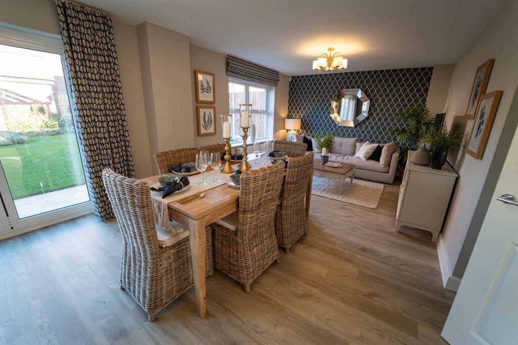 4 bedroom detached house for sale in Chater Field, Ketton, Stamford, PE9