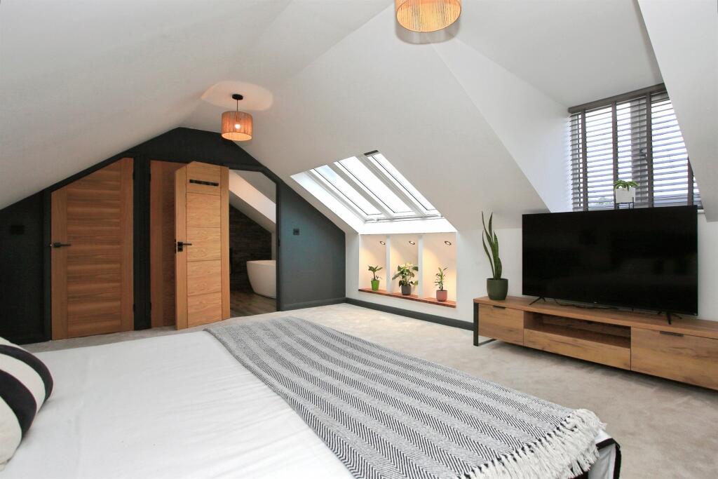 Main image of property: Gunthorpe Road, Peterborough