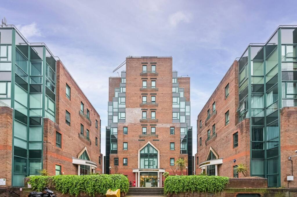 Main image of property: Aegon House, Isle Of Dogs, London, E14