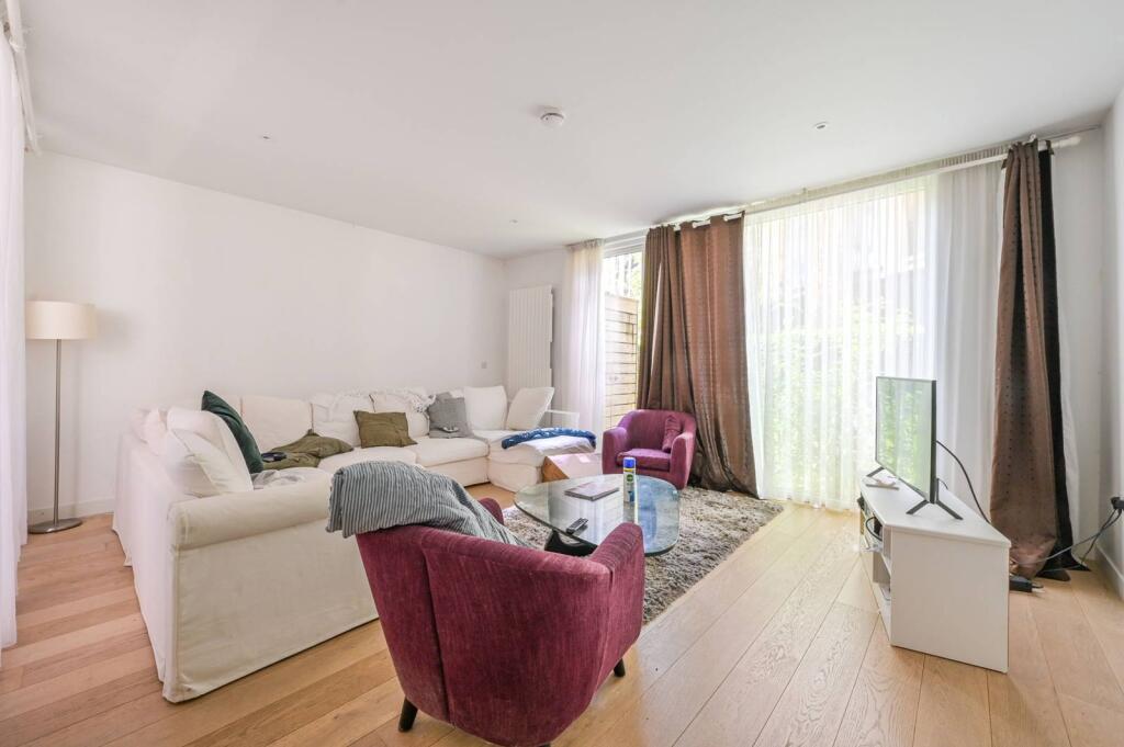 Main image of property: Royal Wharf, Royal Docks, London, E16