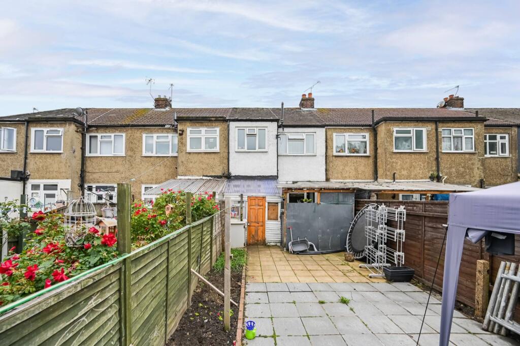 3 bedroom terraced house