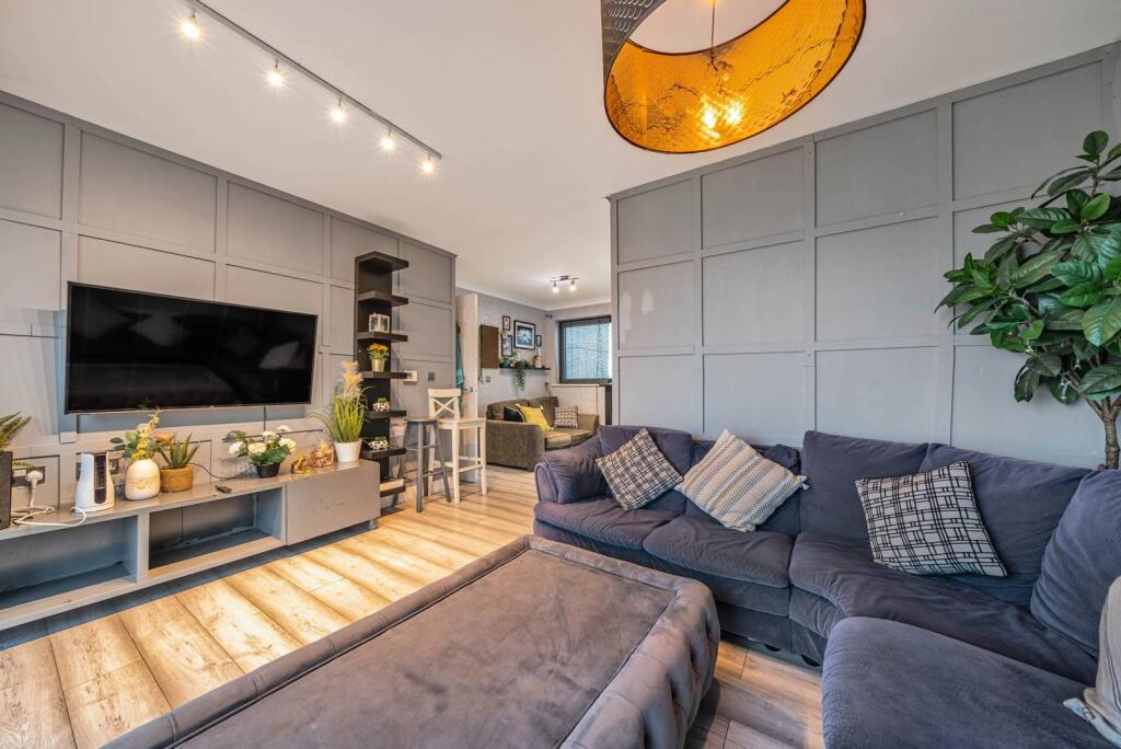 Main image of property: Leven Road, Tower Hamlets, London, E14
