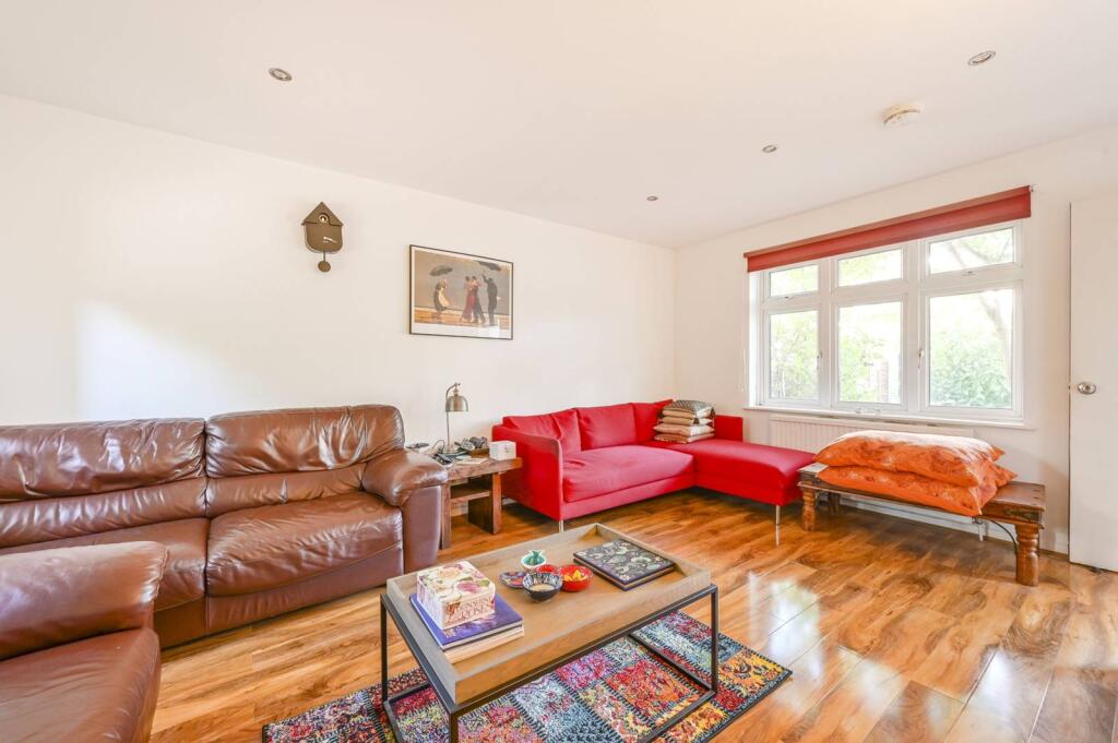 Main image of property: Beckton, E6, Beckton, London, E16
