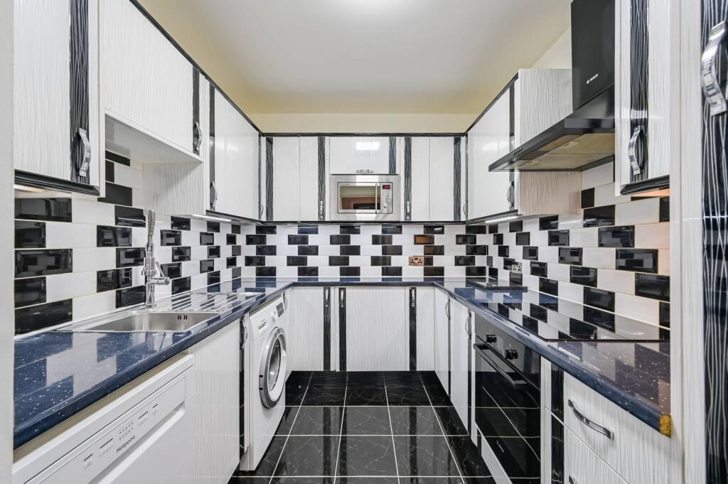 Main image of property: Homer Drive, E14, Canary Wharf, London, E14