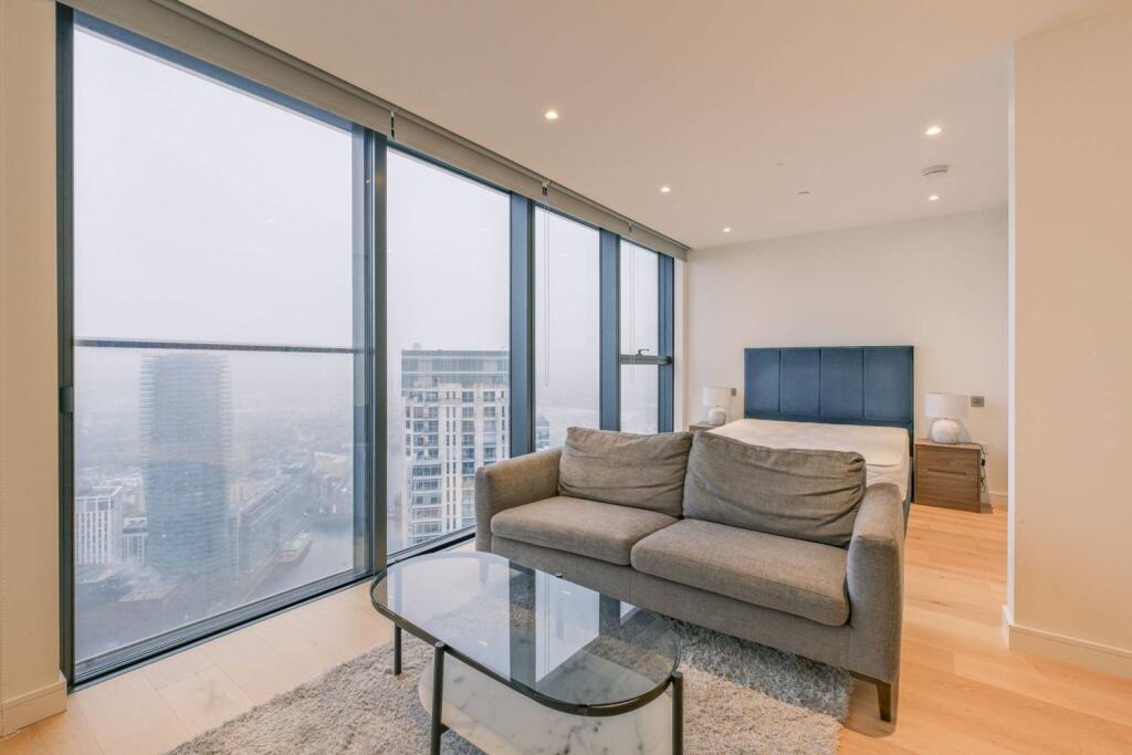 Main image of property: Hampton Tower, E14, Docklands, LONDON, E14