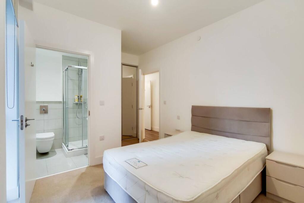 Main image of property: Silvertown Way, Canning Town, London, E16