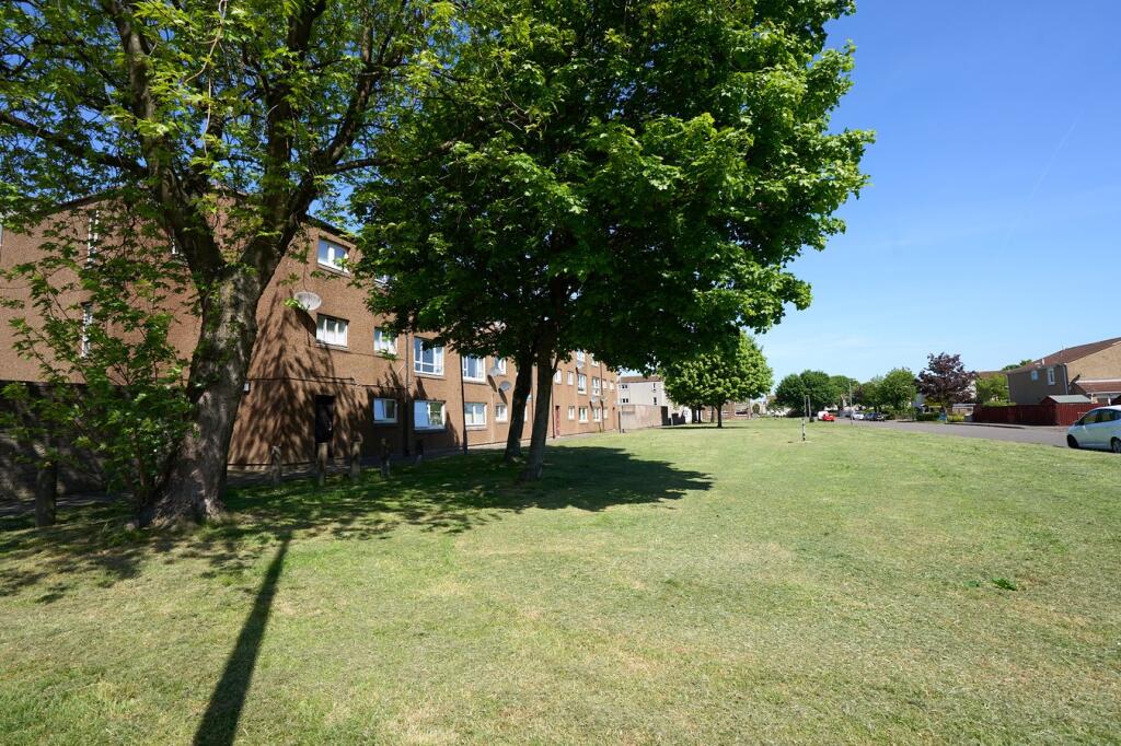 Main image of property: Wallace Court, Grangemouth, FK3