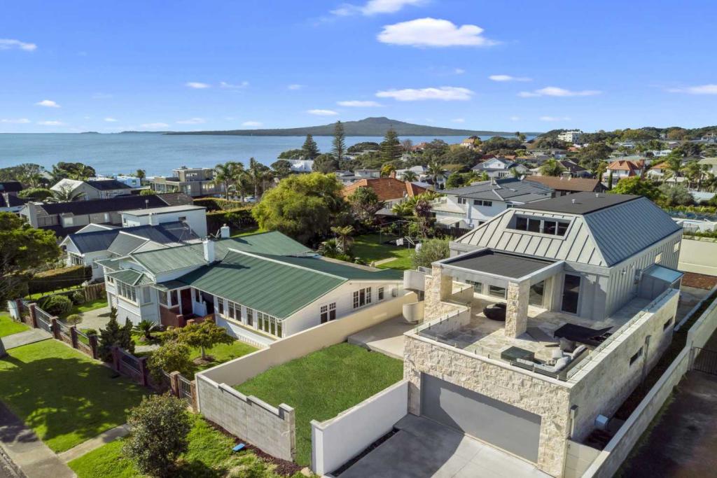 5 bedroom house for sale in Takapuna, North Shore, Auckland, New Zealand