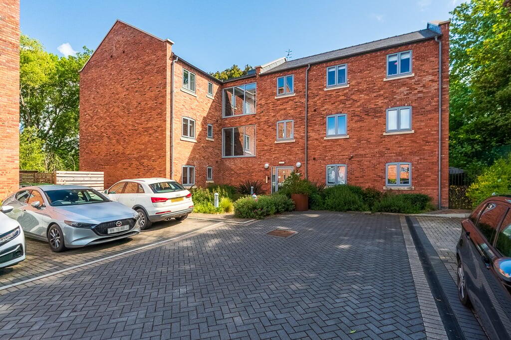 Main image of property: Hadley Place, St Johns, Worcester, WR2