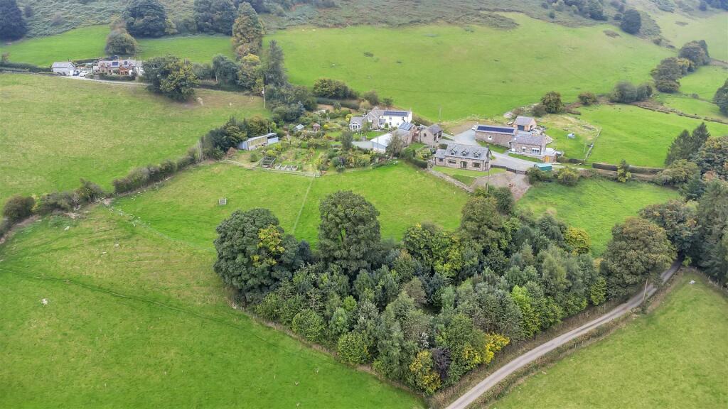 4 bedroom country house for sale in Lledrod, Nr Llansilin, SY10 7JW, SY10