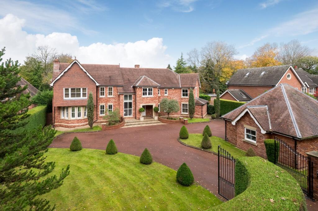 Main image of property: Chatsworth Road, Worsley, M28