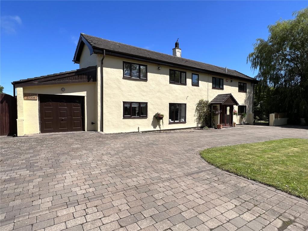 4 bedroom detached house for sale in Fir Tree Lane, Aughton, Ormskirk