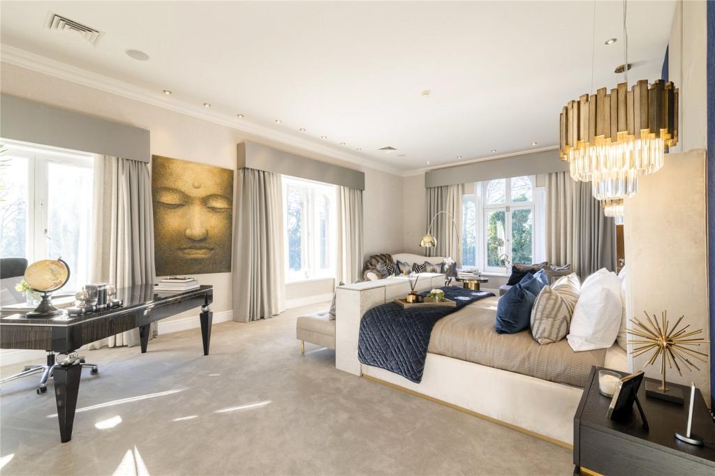 5 bedroom detached house for sale in Warford Hall Drive, Great Warford