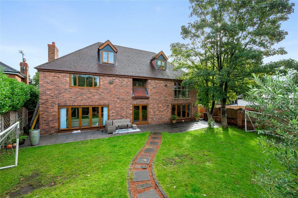 6 bedroom detached house for sale in Town Green Lane, Aughton, West
