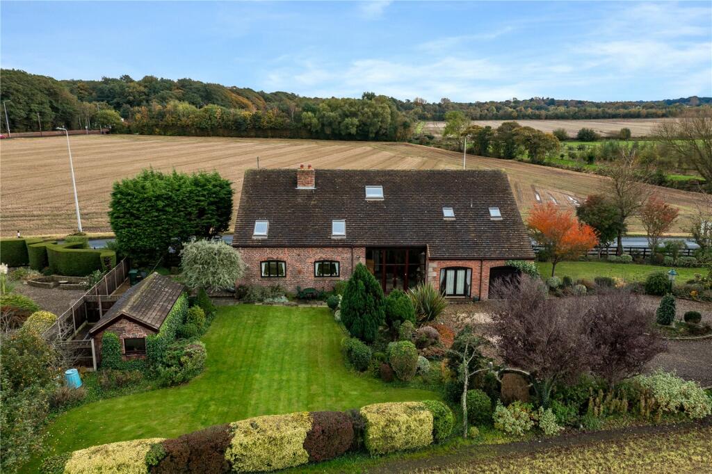 4 bedroom detached house for sale in Gorsuch Lane, Scarisbrick, West