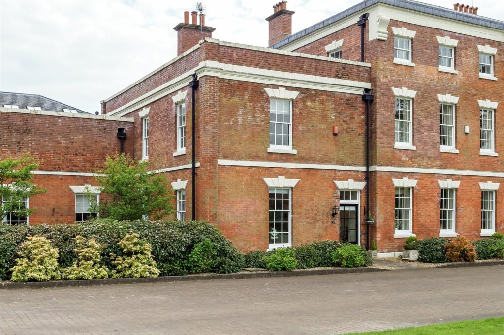 3 bedroom mews property for sale in Lawton Hall, Lawton Hall Drive