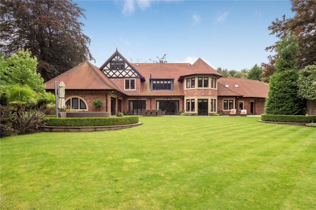 6 bedroom detached house for sale in Carrwood Road, Bramhall, Stockport