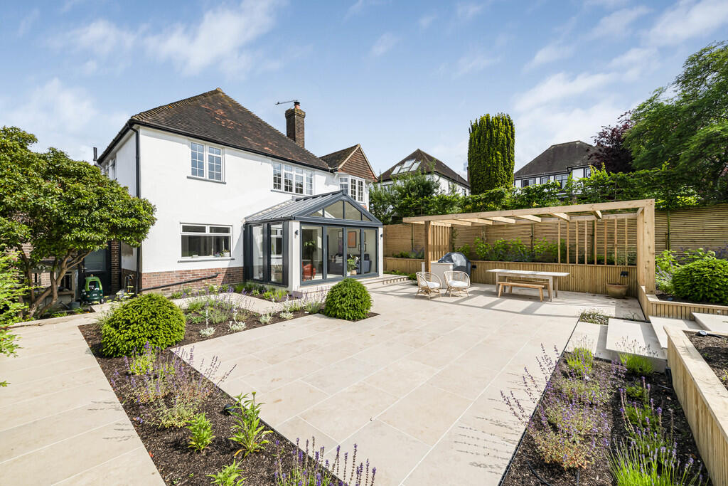 Main image of property: Irwin Road, Guildford