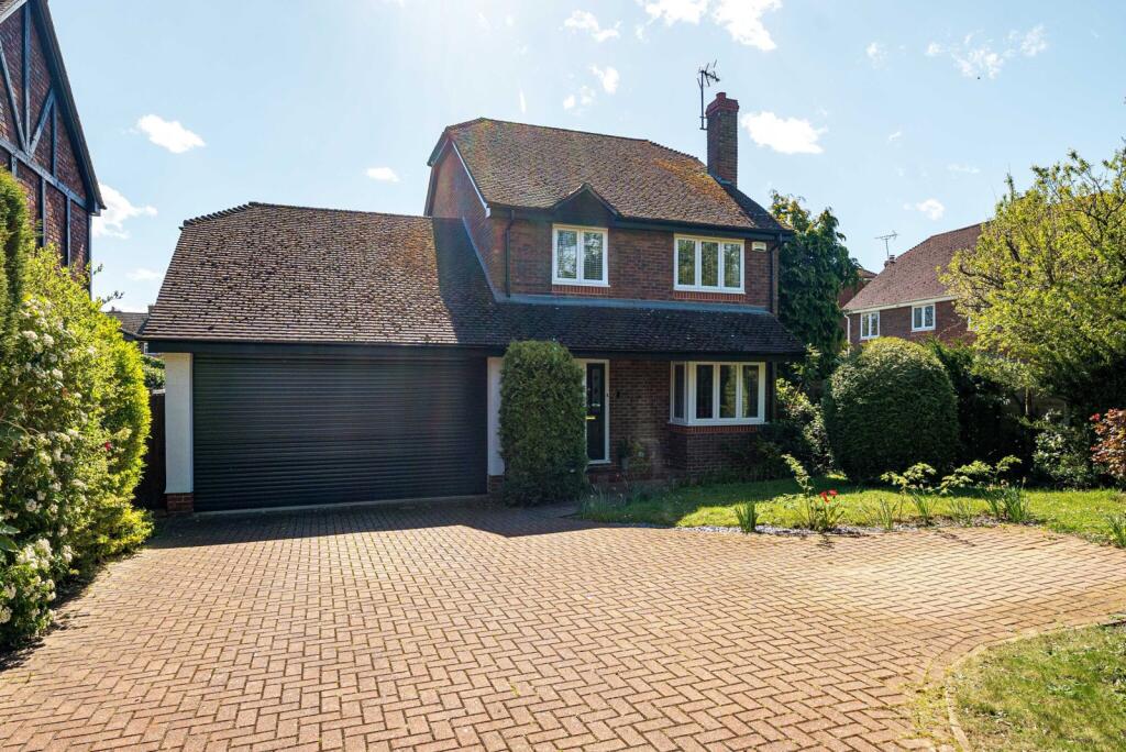 Main image of property: New Road, Twyford, Reading, Berkshire, RG10